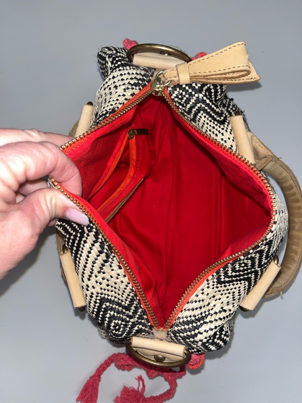 Miss Albright Speciality Woven Chevron Satchel Handbag in Black, Cream & Red - Picture 10 of 16